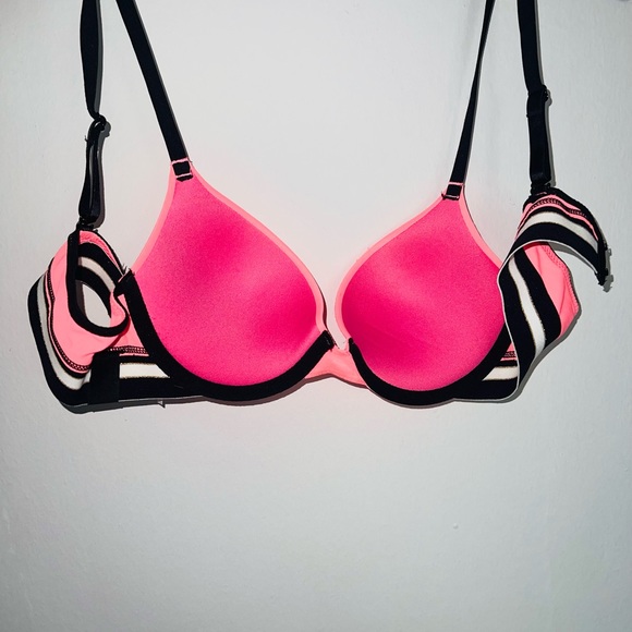 Pink bra - Picture 2 of 3